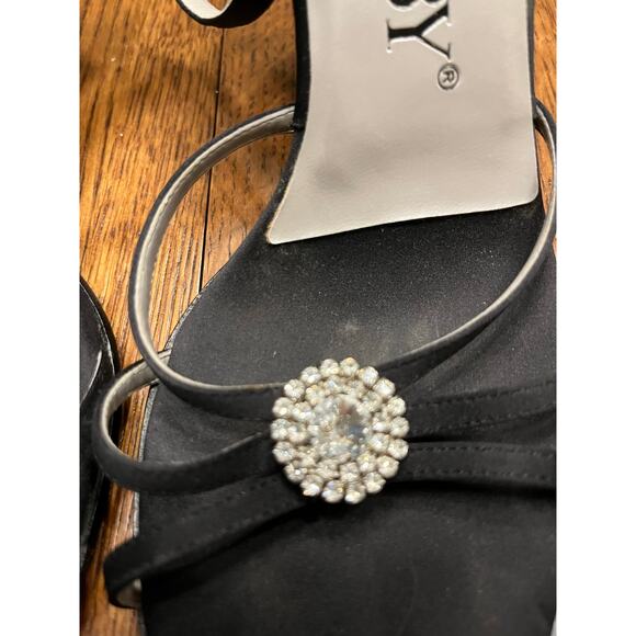 Sam & Libby Women's Black Satin Strappy High Heel Sandals Size 7.5 rhinestone - Picture 3 of 7